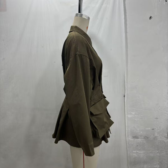 Damen Oversize-Boxy-Übergangsjacke mit großen Pattentaschen und Tunnelzug Shop Nory