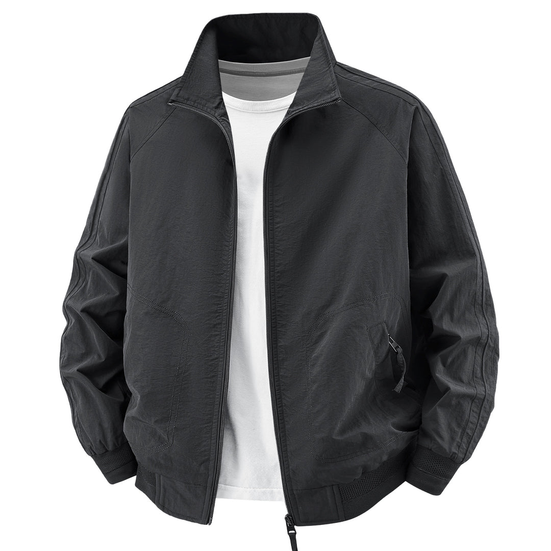 Herren Leichte Utility‑Bomberjacke mit hohem Stehkragen und großen Rundtaschen Shop Nory
