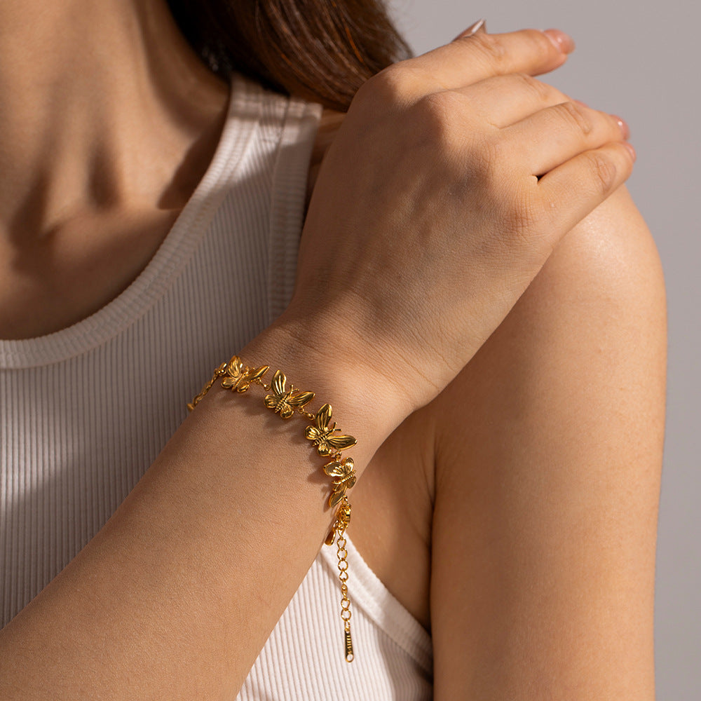 Damen Armband mit filigranen Schmetterlingsmotiven Shop Nory