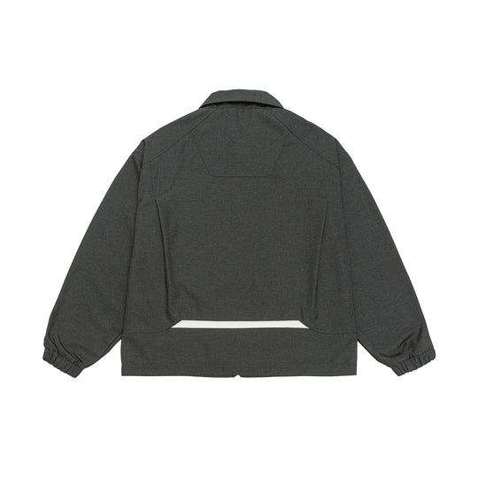 Unisex Kurzblouson im Boxy‑Cut mit Hemdkragen, sichtbarem Metallreißverschluss und Utility‑Pattentaschen Shop Nory