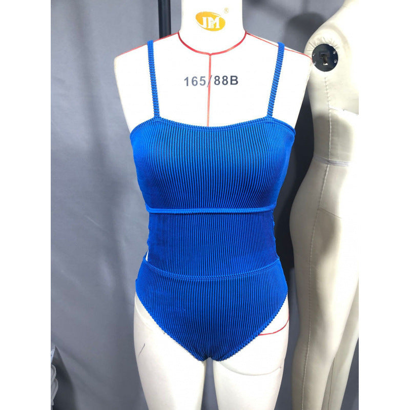 Damen Einteiler Badeanzug mit elegantem Rippendesign und figurschmeichelnder Silhouette