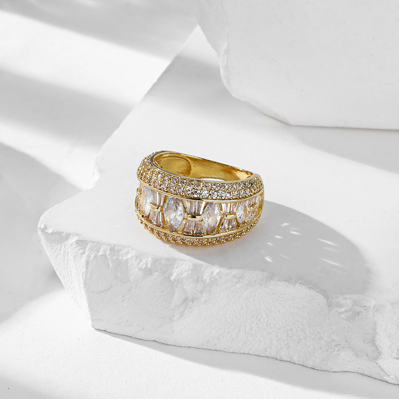 Damen Glänzender Zirkonia-Ring mit filigranen Verzierungen Shop Nory
