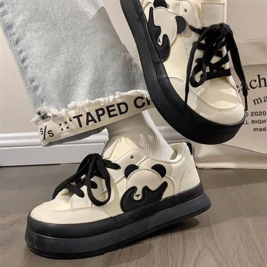 Damen Retro-Canvas-Plateau-Sneaker mit markanter Gummisohle und Logo-Detail Shop Nory