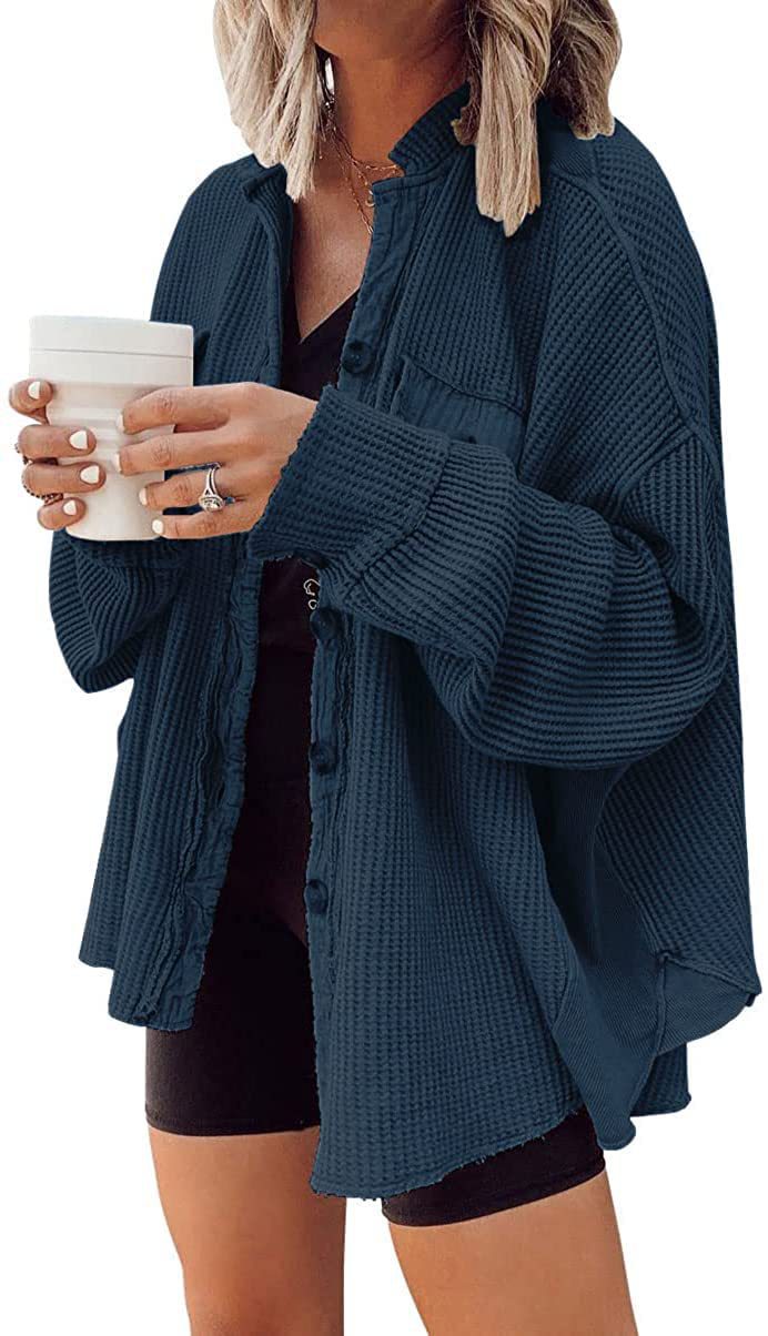 Damen Lässige Waffle-Strickjacke mit praktischen Taschen und Knopfdetails