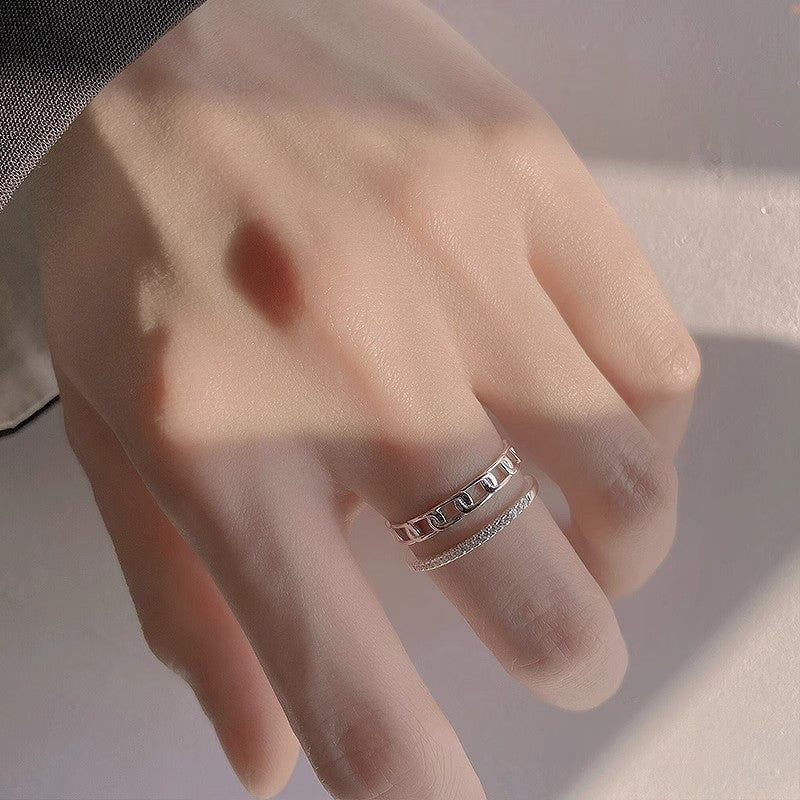 Damen Offener Ring mit funkelndem Zirkonia und modernem Kettendesign Shop Nory