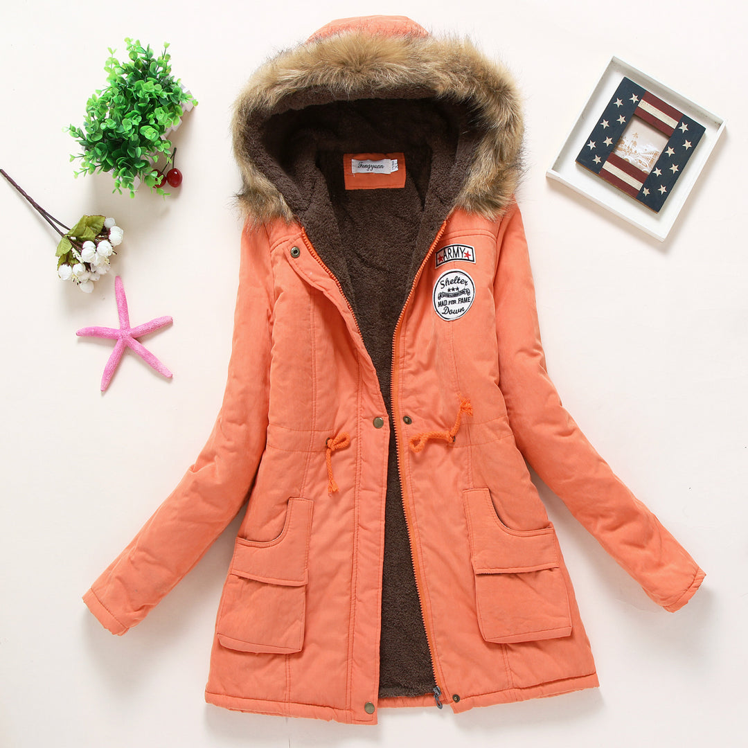 Damen taillierter Winterparka mit Teddyfutter Kunstfellkapuze und Tunnelzug Shop Nory