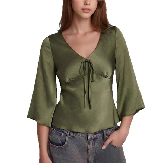 Damen Satinierte Bluse mit V‑Ausschnitt, geraffter Büstenteil und ausgestellten 3/4‑Ärmeln Shop Nory