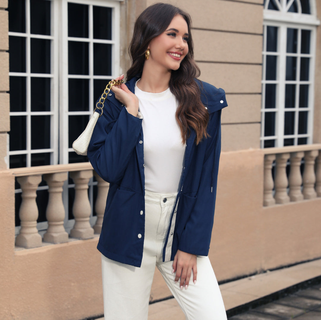 Damen Wasserabweisende Kapuzenjacke mit Druckknopf-Front, Tunnelzug und Eingrifftaschen Shop Nory