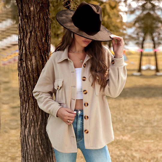 Damen Oversize-Fleece-Hemdjacke mit aufgesetzten Brusttaschen und durchgehender Knopfleiste Shop Nory