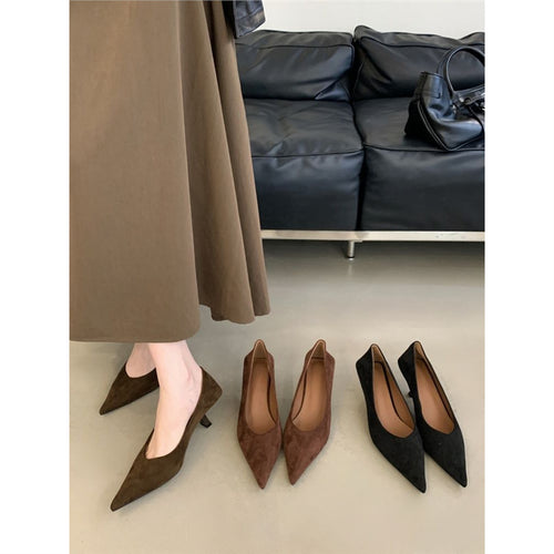 Damen Spitz zulaufende Wildleder‑Pumps mit niedrigem Kittenabsatz und ergonomischem Komfortfußbett Shop Nory