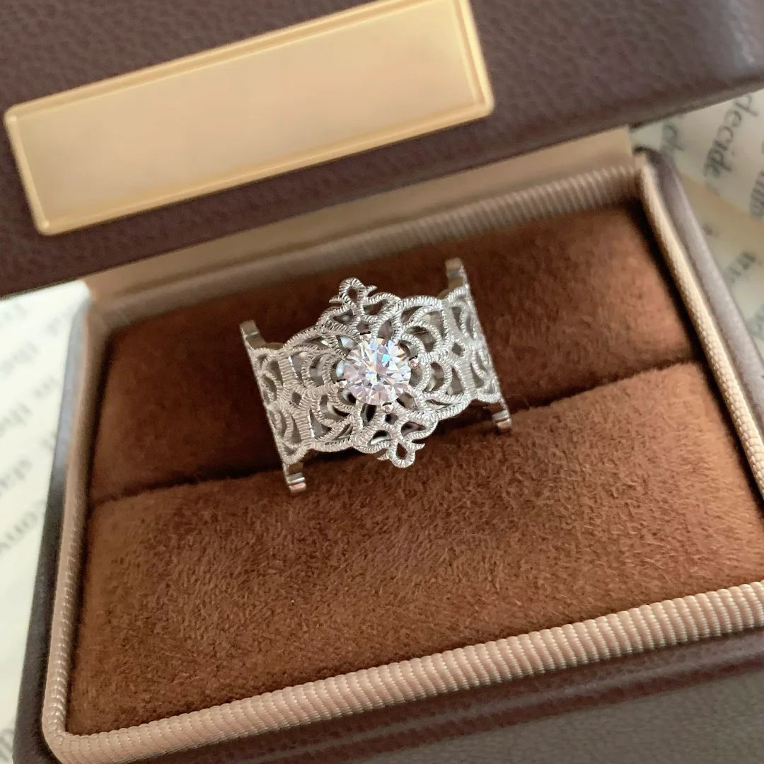 Damen filigraner und eleganter Ring mit kunstvollem Design Shop Nory