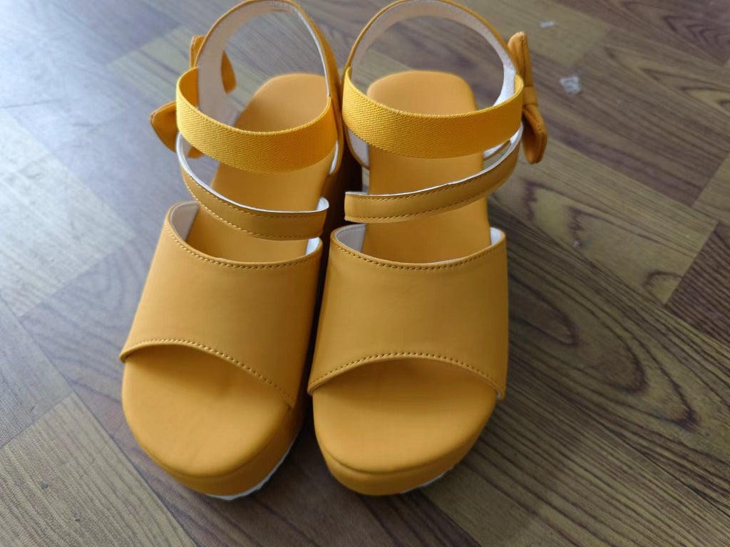 Damen Wedge-Sandalen mit dekorativem Schleifen-Detail und elastischem Riemen