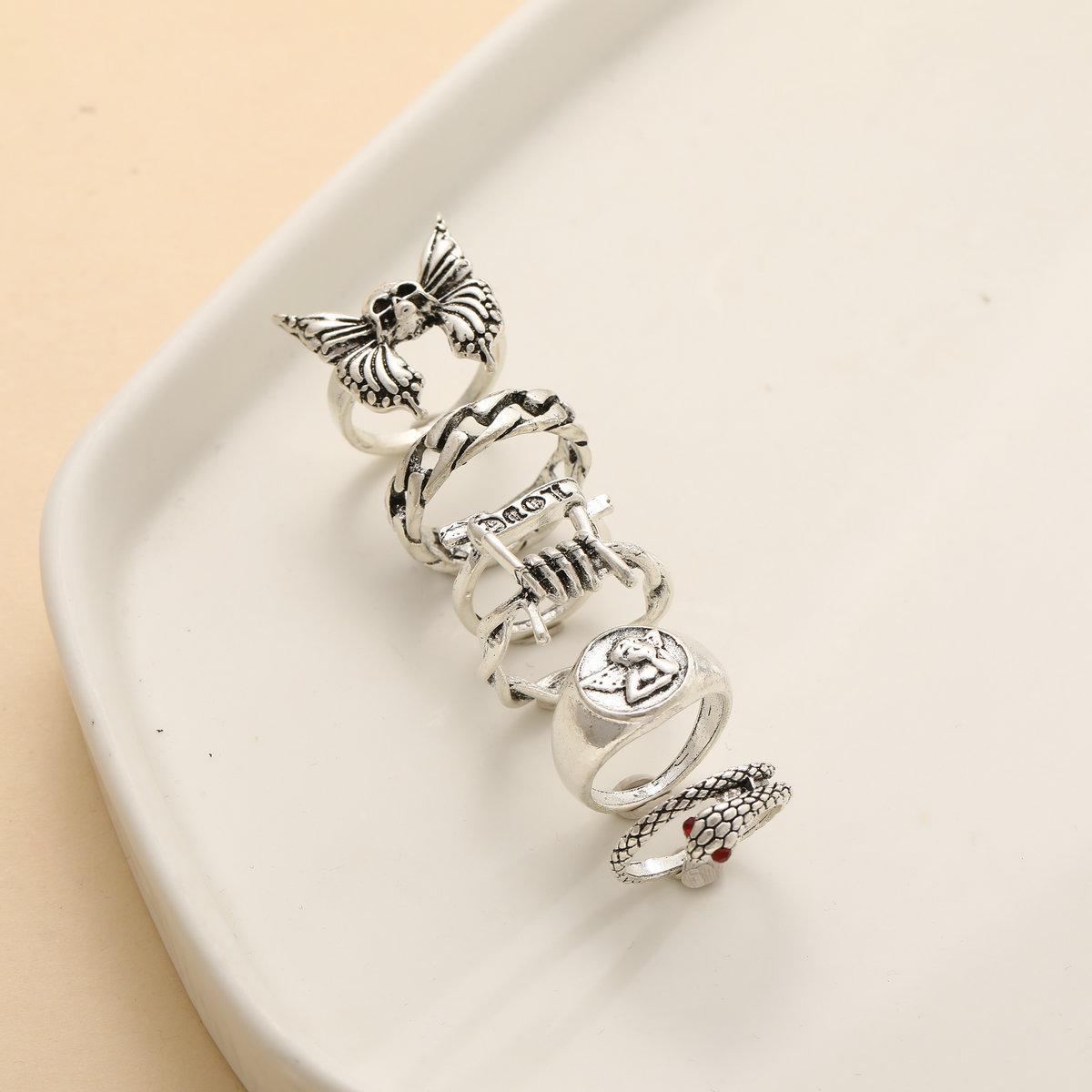Damen Ring-Set mit einzigartigem Design und verspielten Elementen Shop Nory