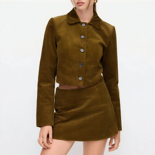 Damen Plissierte Kurzjacke mit Hemdkragen und umgeschlagenen Manschetten Shop Nory