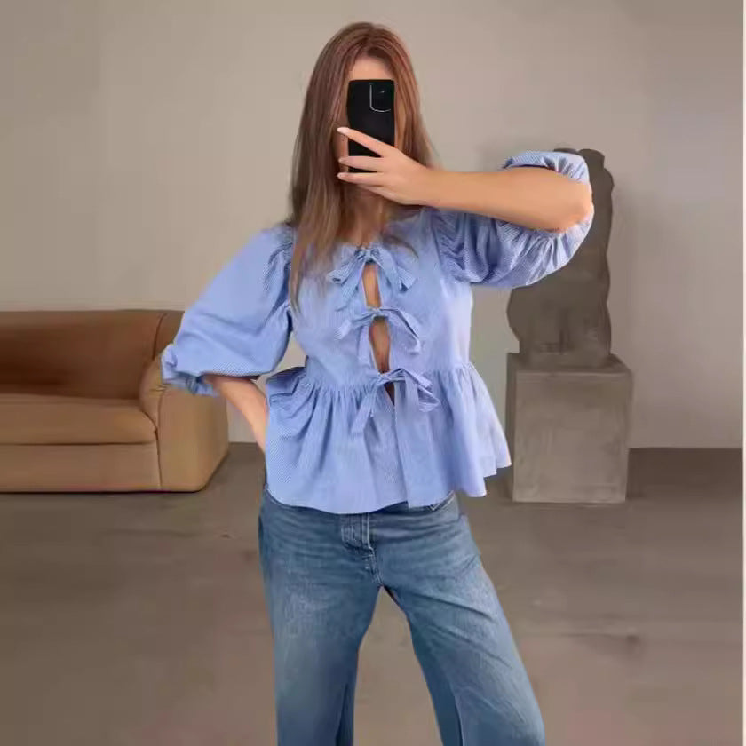 Damen Bluse mit raffinierten Schleifen und voluminösen Ärmeln