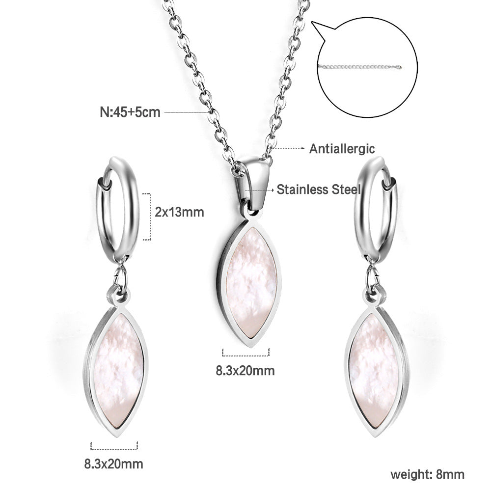 Damen Schmuckset mit glänzendem Sternenanhänger aus antiallergischem Edelstahl Shop Nory