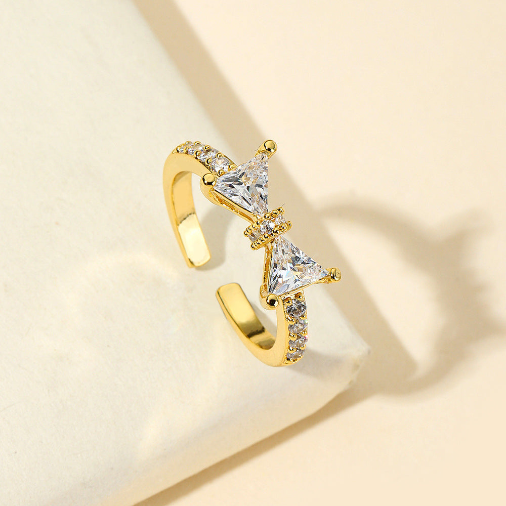 Damen eleganter Solitärring mit funkelnden Zirkonia-Steinen Shop Nory
