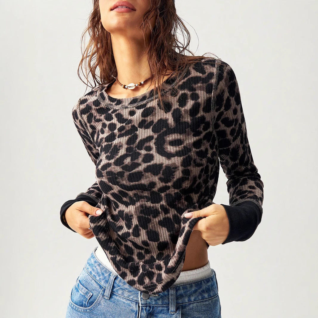 Damen Geripptes Thermal-Longsleeve mit Allover-Leoprint und Kontrastbündchen Shop Nory