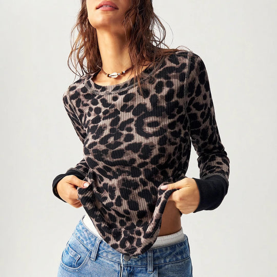Damen Geripptes Thermal-Longsleeve mit Allover-Leoprint und Kontrastbündchen Shop Nory