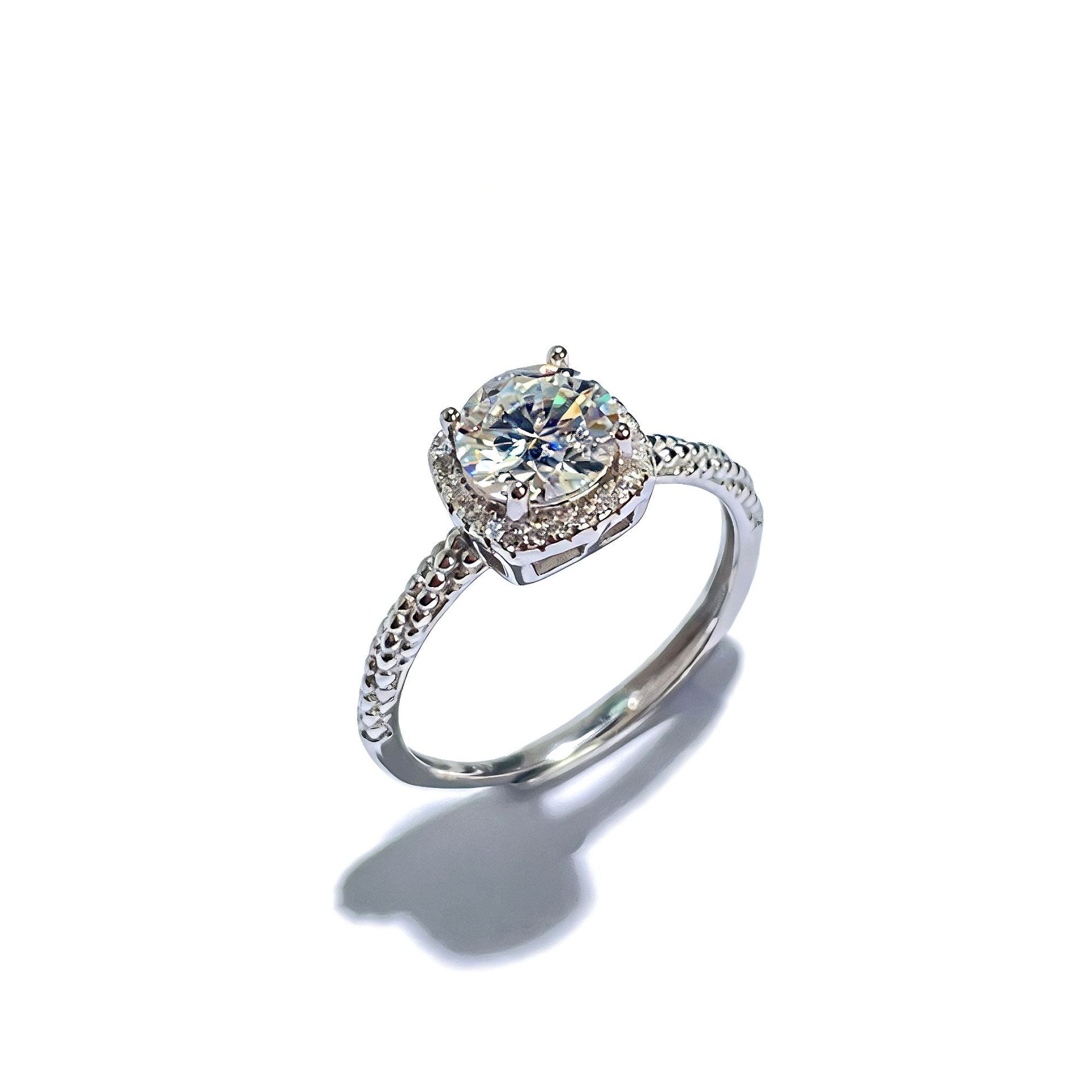 Damen Verlobungsring mit detailliertem Zirkonia-Anhänger und feinem Band Shop Nory