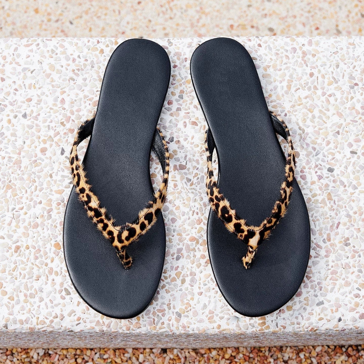 Damen Zehentrenner-Sandalen mit komfortablem Fußbett und elegantem Design