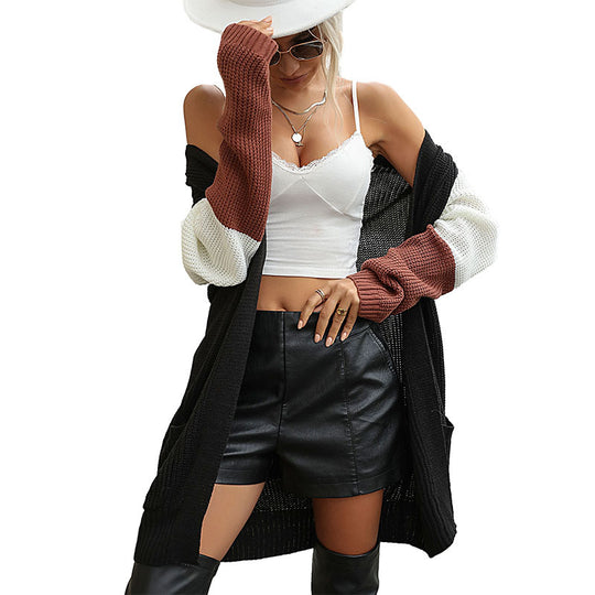 Damen Oversized Strickcardigan mit Farbblockärmeln, aufgesetzten Taschen und offener Front Shop Nory