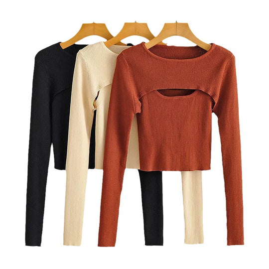 Damen Kurz geschnittenes Rippstrick-Top mit asymmetrischen Cut-Outs und Rundhalsausschnitt Shop Nory