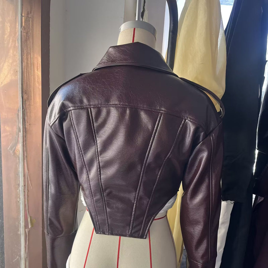 Damen kurz geschnittener Lackoptik-Blouson mit tailliertem Korsett-Schnitt Shop Nory