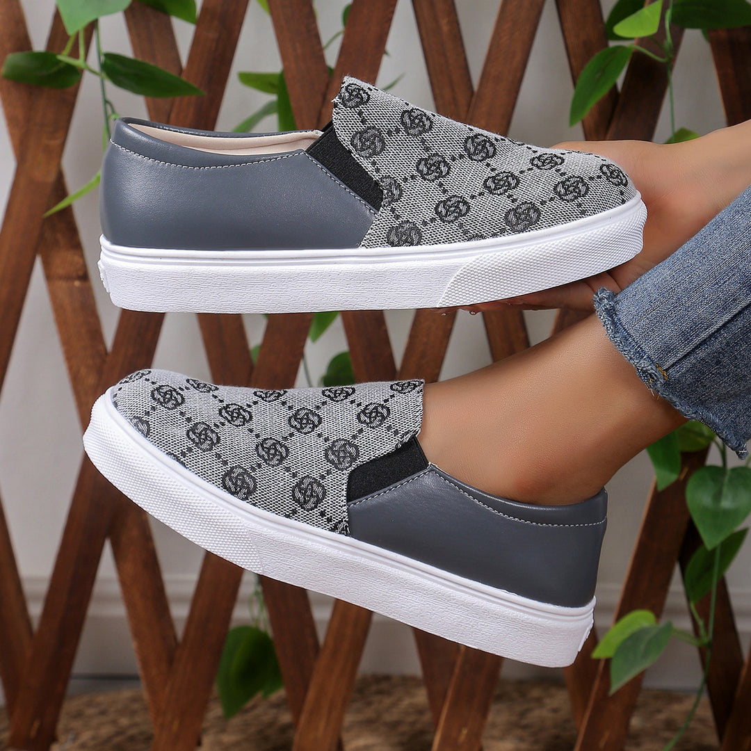 Damen Slip-On Plateau-Sneaker mit Glitzerfront, gepolstertem Fersenbereich und weißer Profilsohle Shop Nory