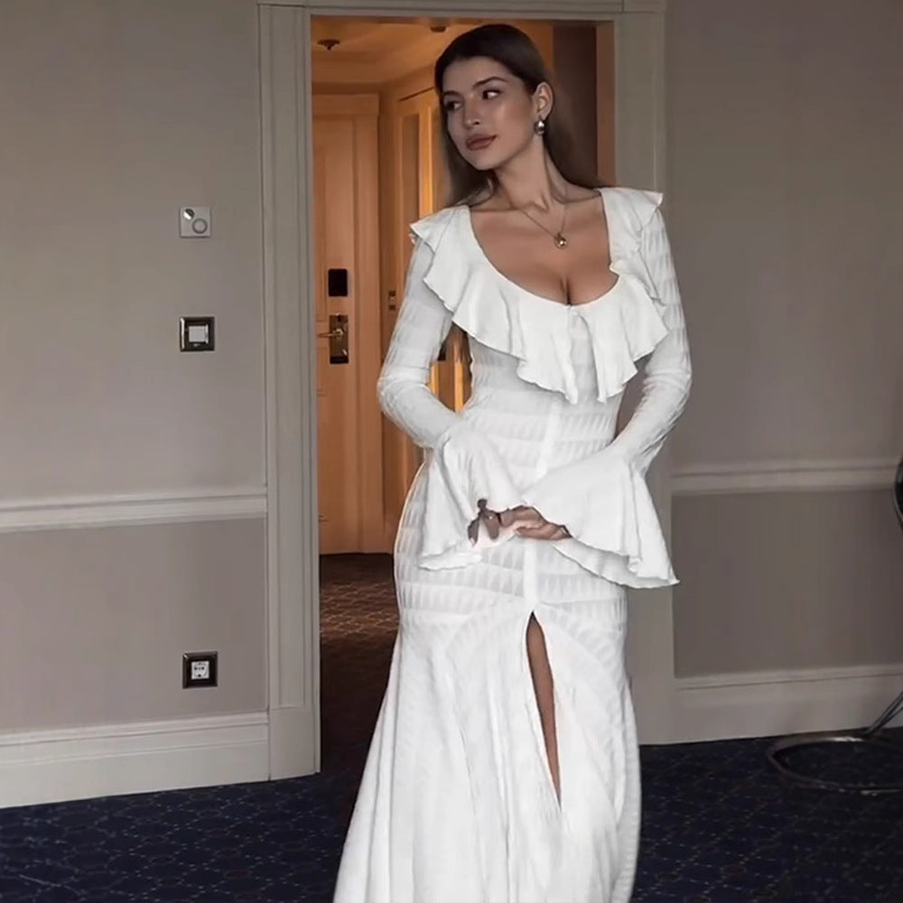 Damen Figurbetontes Maxikleid mit Volant‑Ausschnitt, Glockenärmeln und Schlitz Shop Nory