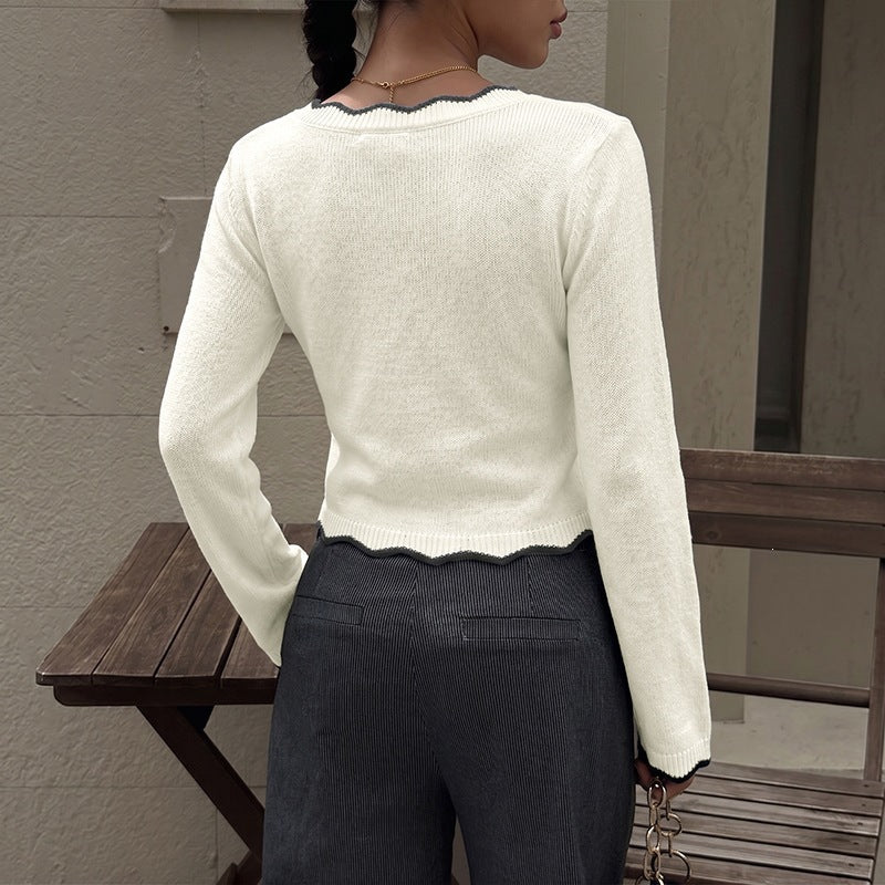 Damen Cropped V‑Ausschnitt Feinstrickpullover mit gewellter Kontrastkante Shop Nory