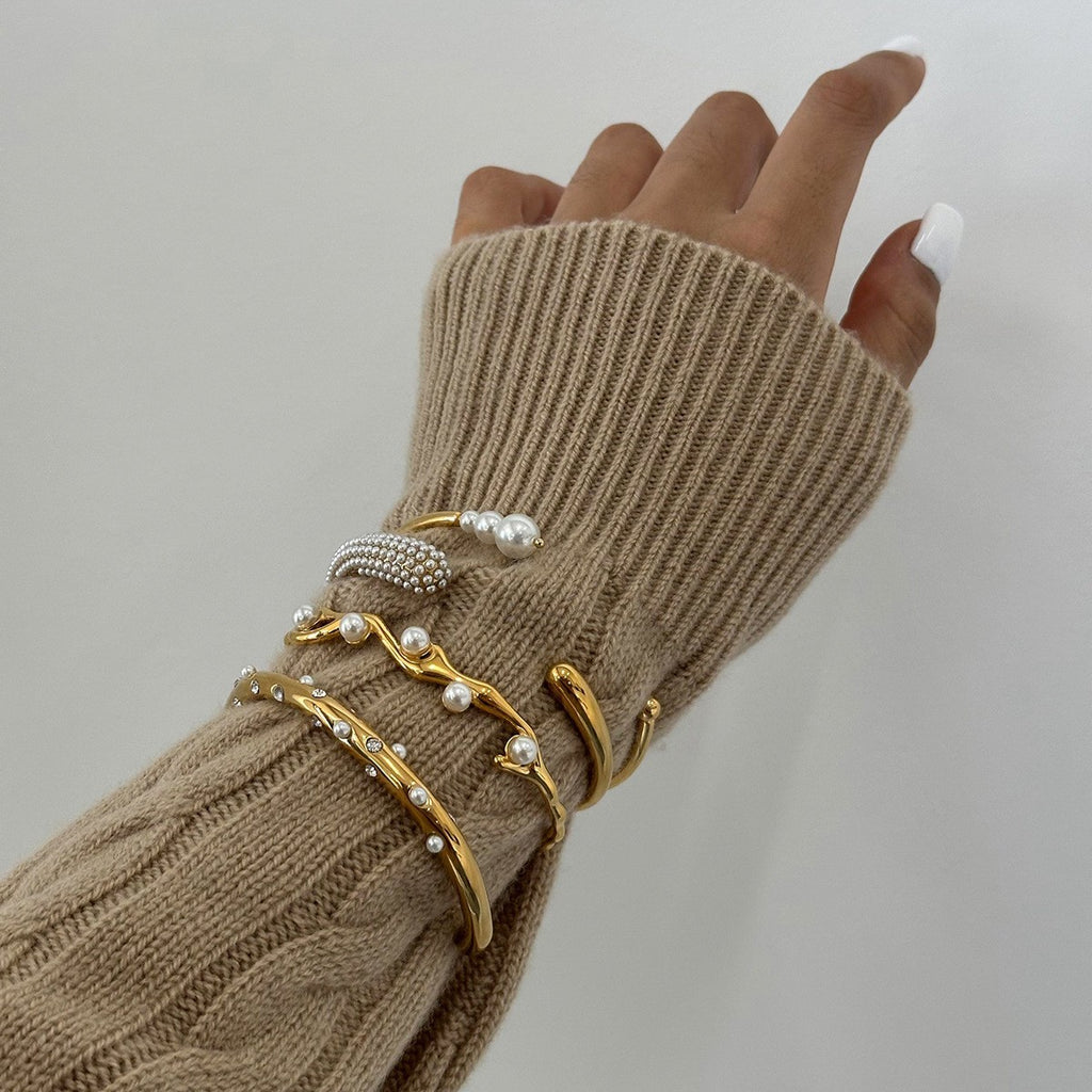 Damen Offenes Armband mit elegantem, geschwungenem Design aus hypoallergenem Edelstahl Shop Nory