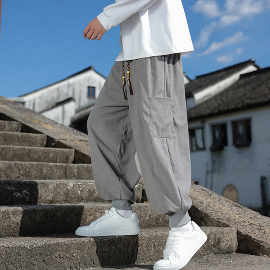 Herren Weitfallende Harem-Jogginghose aus Feincord mit dekorativem Quasten-Kordelzug Shop Nory