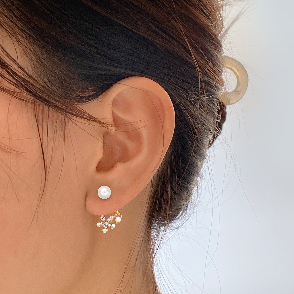Damenohrringe mit floralem Rosen-Design und eleganten Perlenakzenten Shop Nory