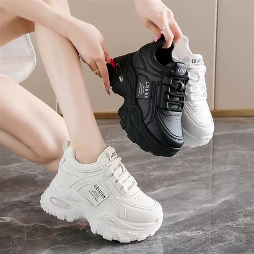 Damen Sportliche Chunky Sneakers mit gehobenem Komfort und trendiger Profilsohle