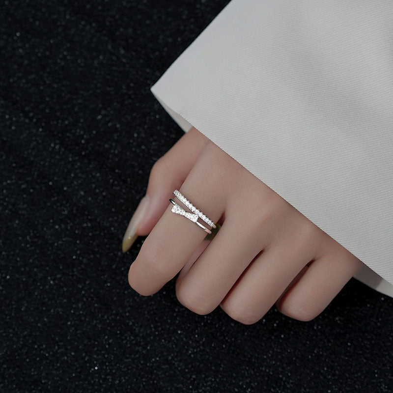 Damen zierlicher Doppelschicht-Ring mit funkelnden Zirkonia Shop Nory
