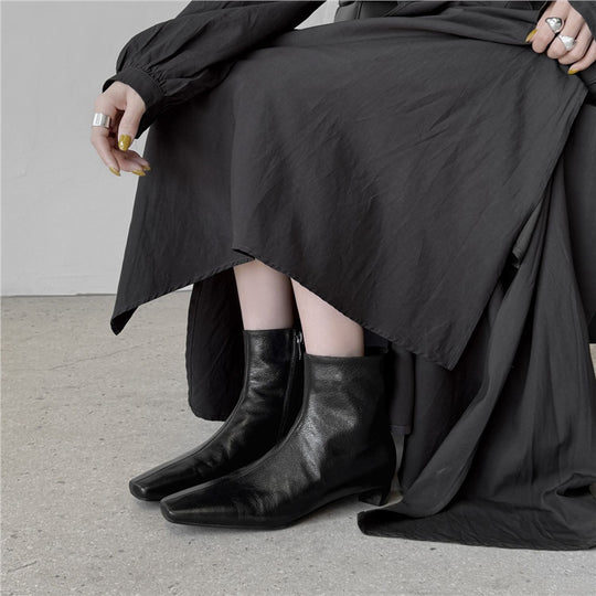 Damen Elegante Leder‑Ankle‑Boots mit quadratischer Zehenform, kurzem Sculpted‑Absatz und Innenreißverschluss Shop Nory