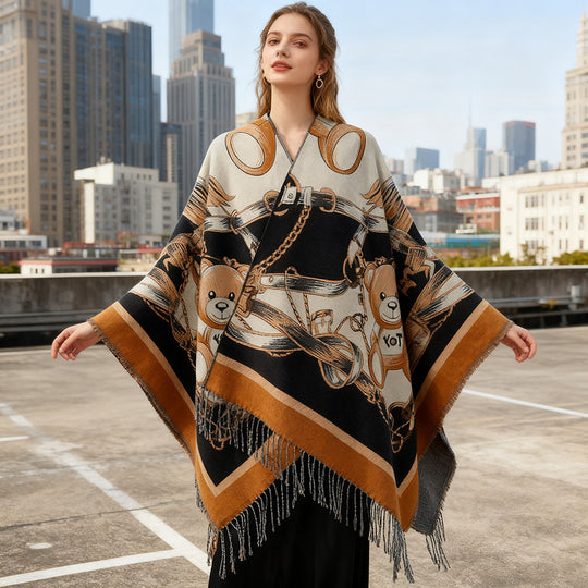 Damen Jacquard-Poncho mit Fransen und illustrativem Teddy-Sattel-Motiv Shop Nory