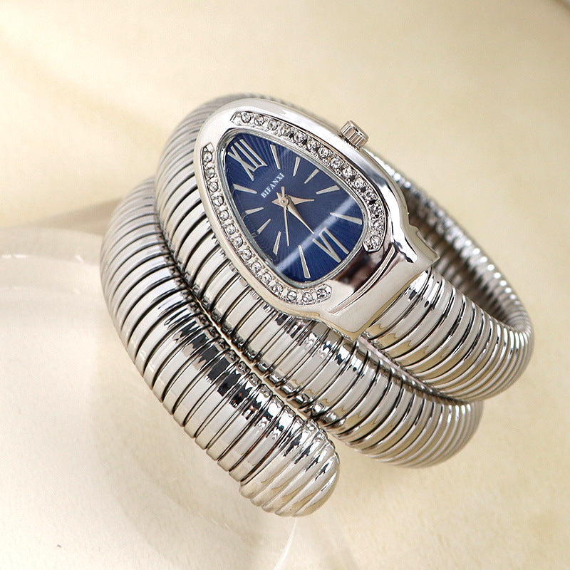 ShopNory | Schlangenuhr mit Quarzbewegung und Persönlichem Armband