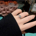 Damenring mit funkelndem Zirkonia und eleganter Fassung Shop Nory
