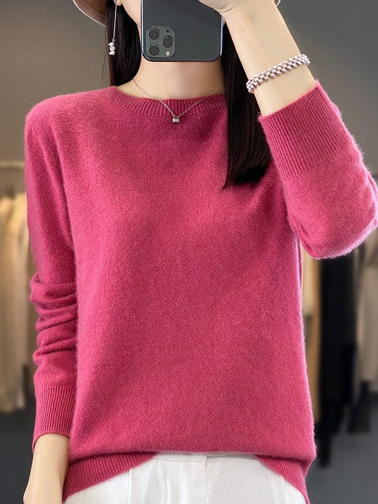 Damen Luxuriöser Feinstrick-Rundhalspullover mit softem Fluffy‑Finish und schmaler Bündchenform Shop Nory