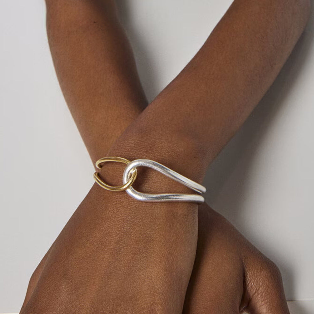 Damen Offenes Armband mit modernem Wickeldesign aus hypoallergenem Edelstahl Shop Nory