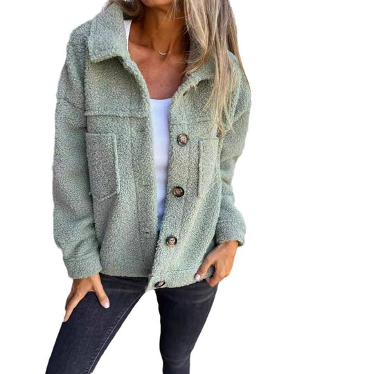 Damen nan kurze Teddyjacke mit Reverskragen, Knopfleiste und aufgesetzten Taschen Shop Nory