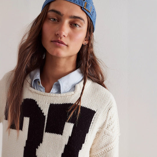 Damen Oversize Grobstrick-Pullover mit sportivem Zahlendekor & Zopfstrickdetail Shop Nory