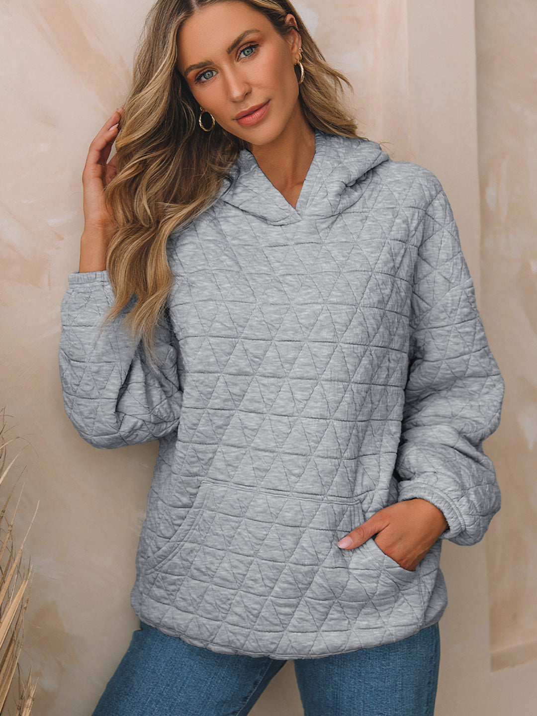 Damen Gepolsterter Stepp-Kapuzenpullover mit Kängurutasche Shop Nory