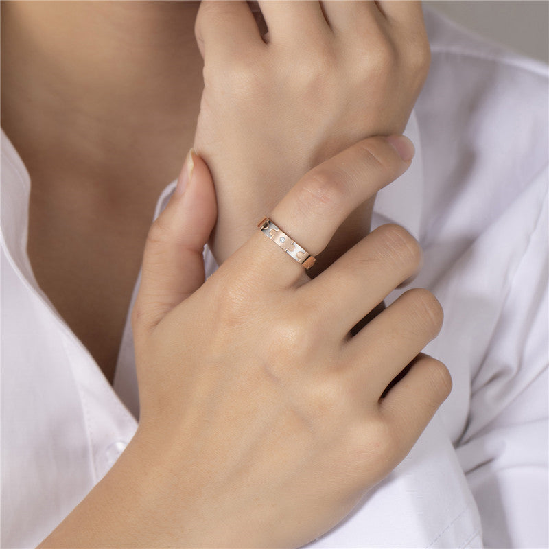 Damen Puzzle-Ring mit elegantem Design und funkelndem Stein Shop Nory