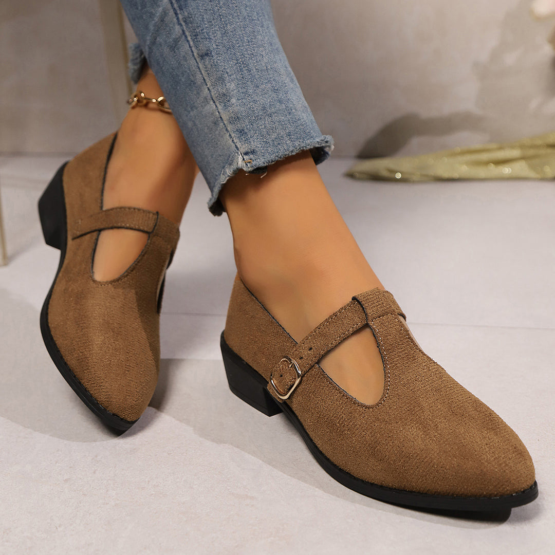 Damen Lack-Mary-Jane-Ballerinas mit spitzer Kappe, verstellbarem Riemen und kleinem Blockabsatz Shop Nory