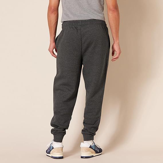 Herren nan komfortable Relax-Jogginghose mit elastischem Komfortbund, schmal zulaufendem Bein und gerippten Knöchelbündchen Shop Nory