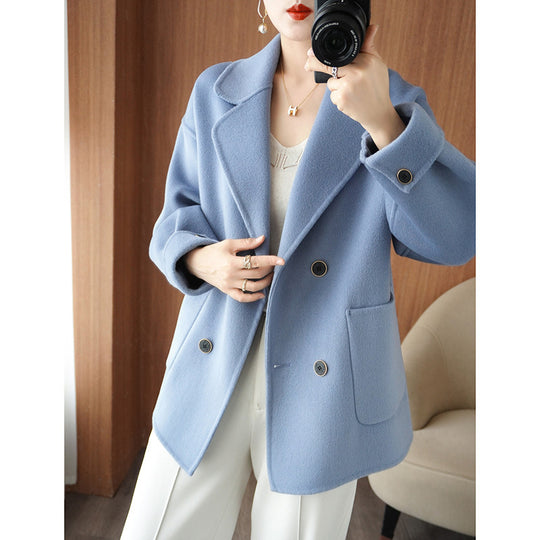 Damen Kurzer doppeltreihiger Wollmix-Mantel mit Reverskragen und kastiger Oversize‑Silhouette Shop Nory