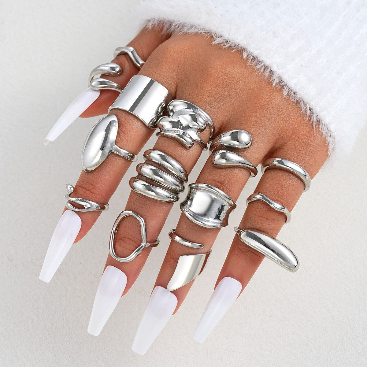 Damen Ring-Set mit kunstvollen und skulpturalen Designs Shop Nory